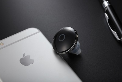 一組數(shù)碼產品 定義現(xiàn)代生活與工作的核心伴侶